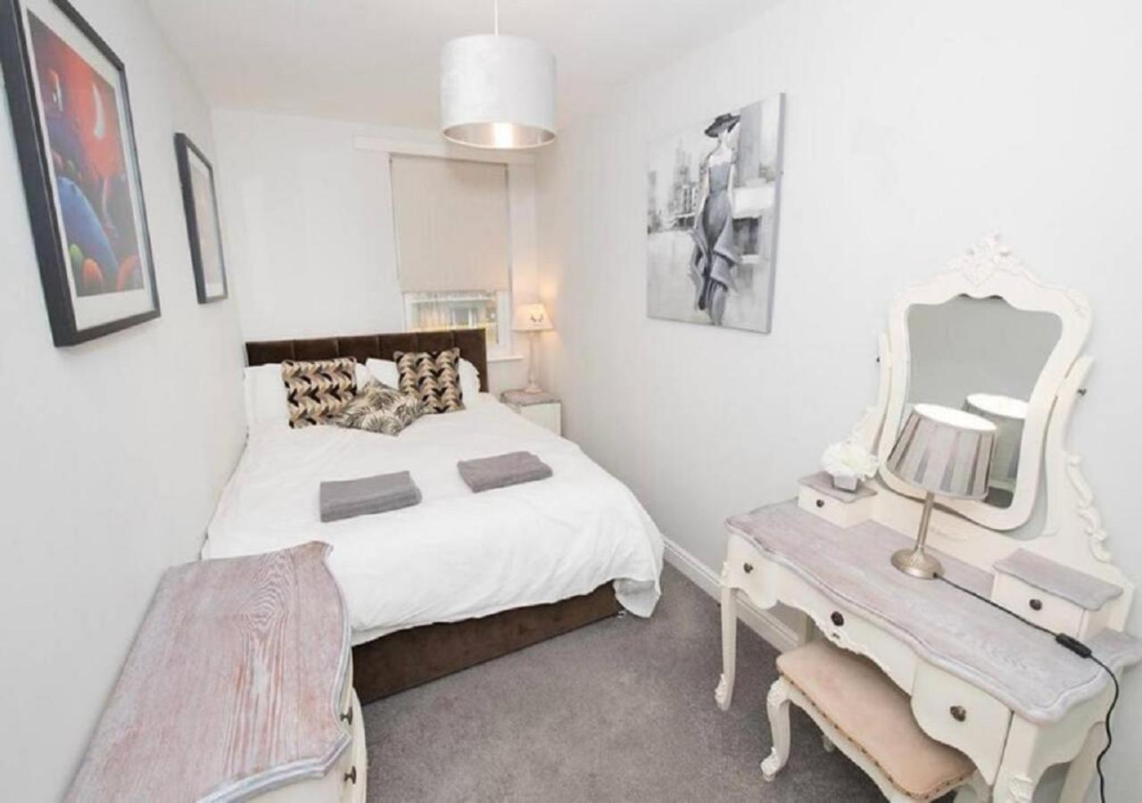 Pelican-Stylish 2-Bed Apartment Close To Beach & Town Scarborough Exterior photo